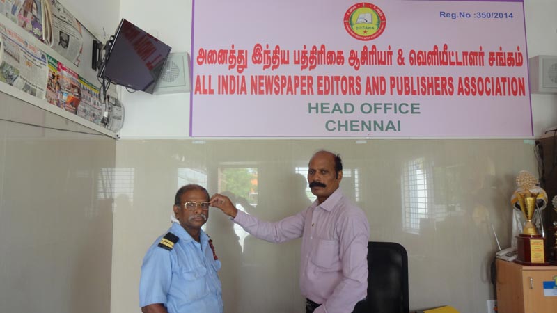 ALL INDIA NEWSPAPER EDITORS AND PUBLISHERS ASSOCIATION Donated eye spects for poor people DR.S.RAJENDRAN AINP President