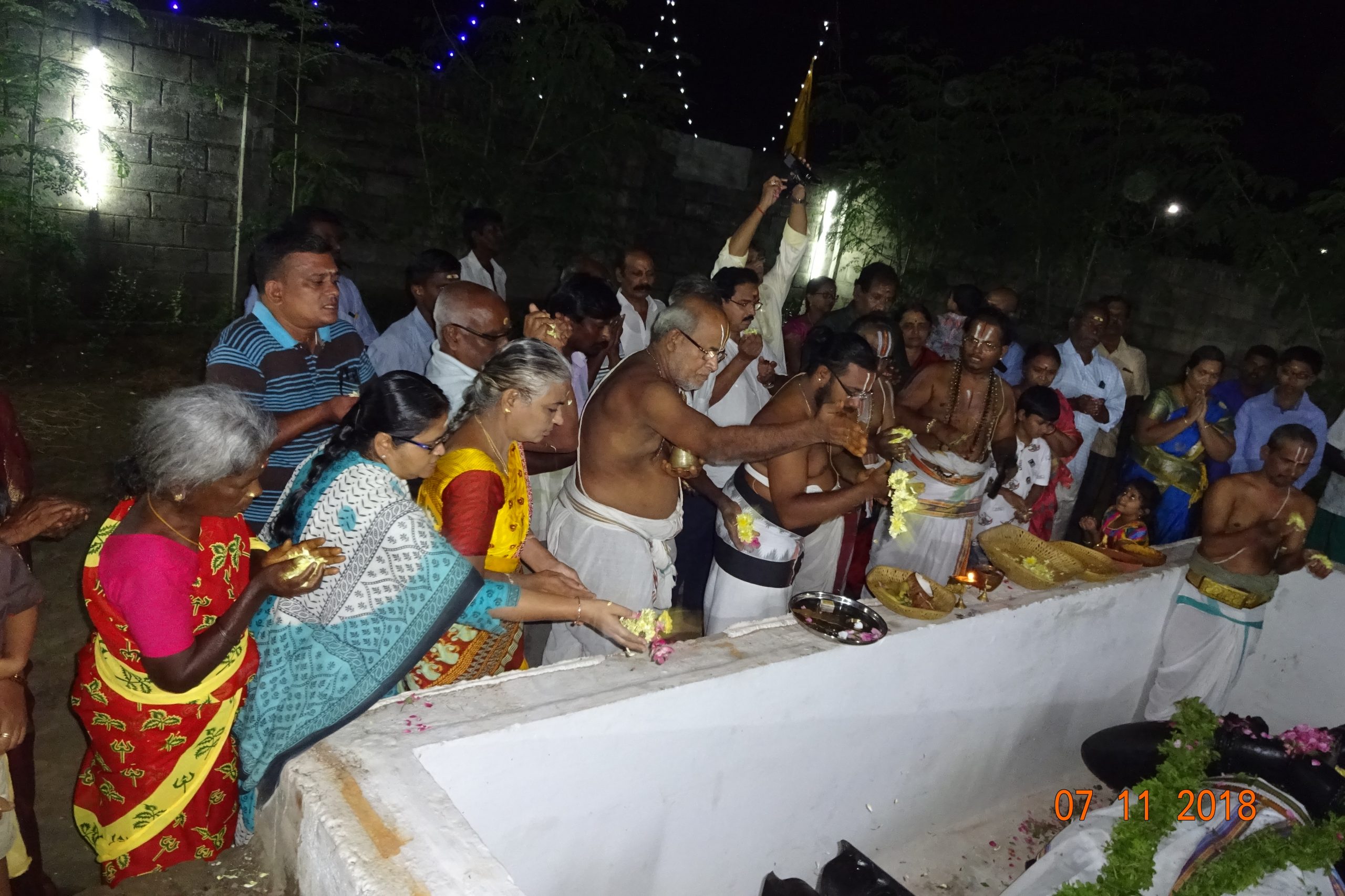DR.S.RAJENDRAN AINP President joined opening hanuman statue at melpakkam trustee Ragupathy Advocate & family