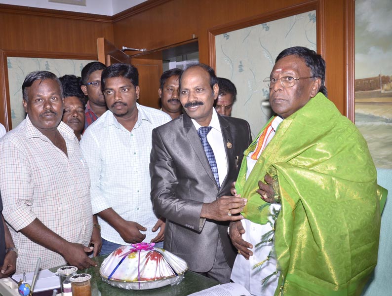 DR.S.RAJENDRAN AINP PRESIDENT Meeting Honorable Narayana Swamy Chife Minister Pondicherry