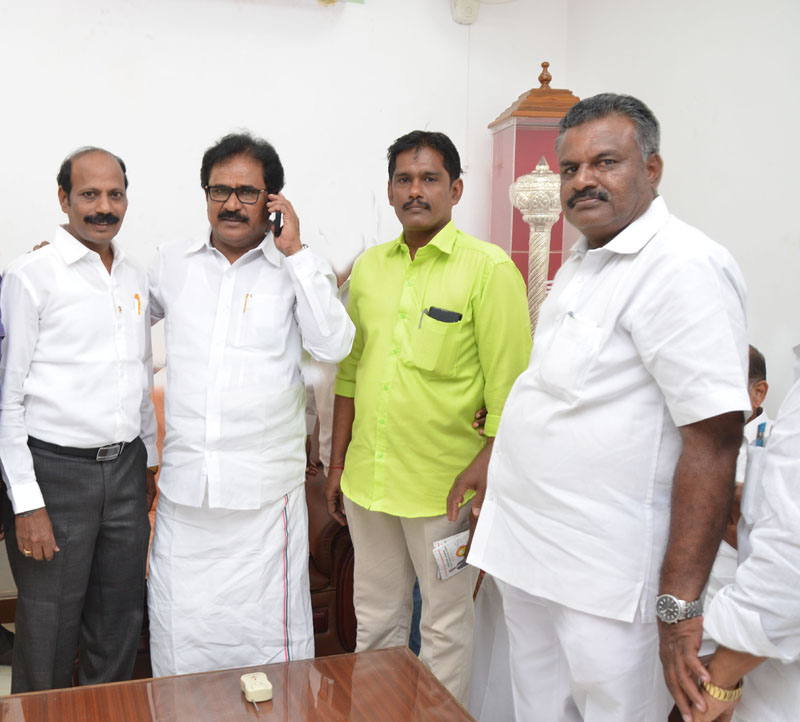 DR.S.RAJENDRAN AINP President Meeted Tirunavukkarasar Congress